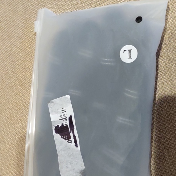 Sport touch screen fingertips gloves, black, large, new - Picture 2 of 8